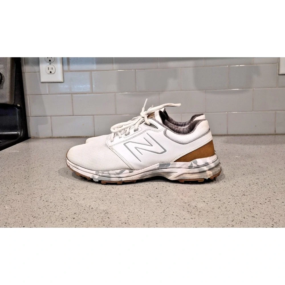 New Balance Men's NBG2010 Brighton Lightweight Waterproof Golf Shoes sz 10 2E